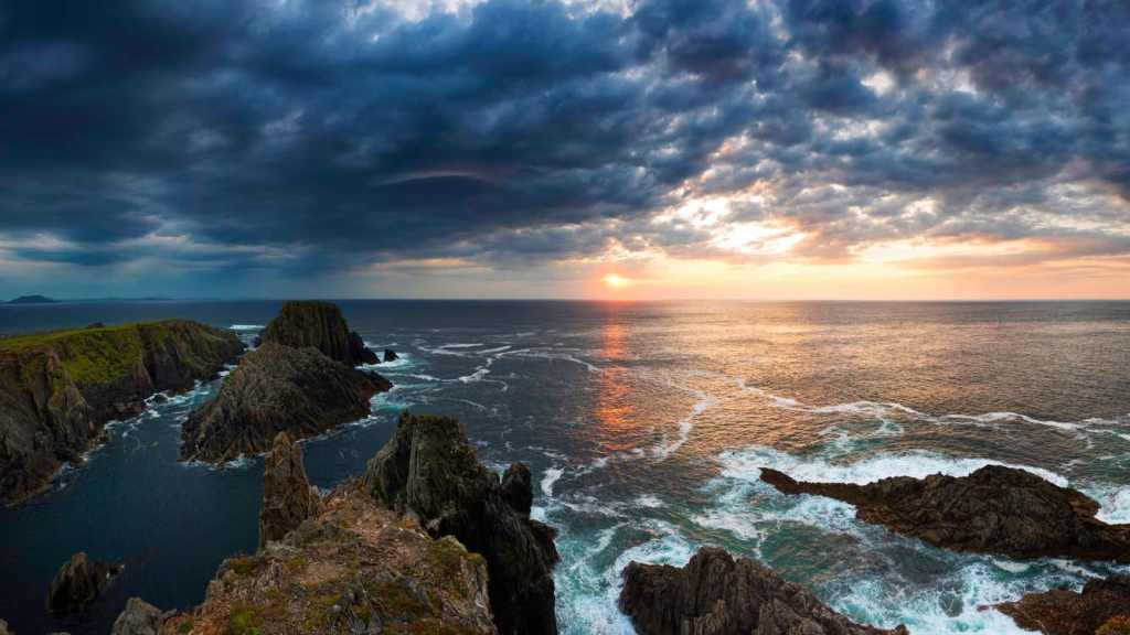 Exploring the Majestic Banba’s Crown: Unveiling the Beauty of Malin Head on&nbsp;Inishowen